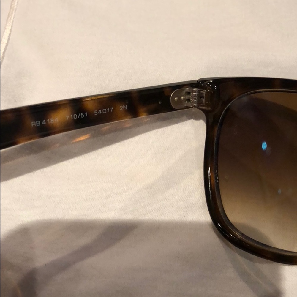 sunglasses - Picture 2 of 3